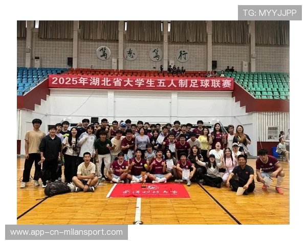 球员精神状态积极，迎难而上展现冠军气质，球员的精神