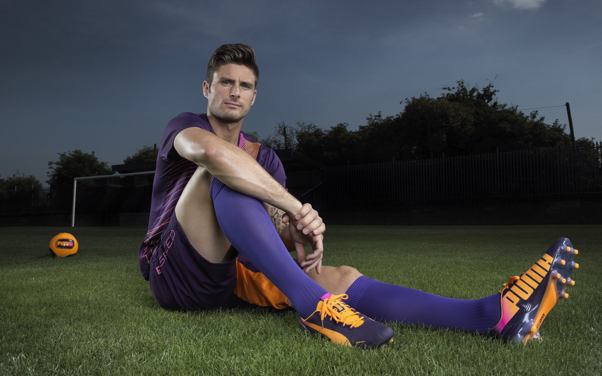 球员在中超赛场上带动队友提升整体表现，中超球员入场