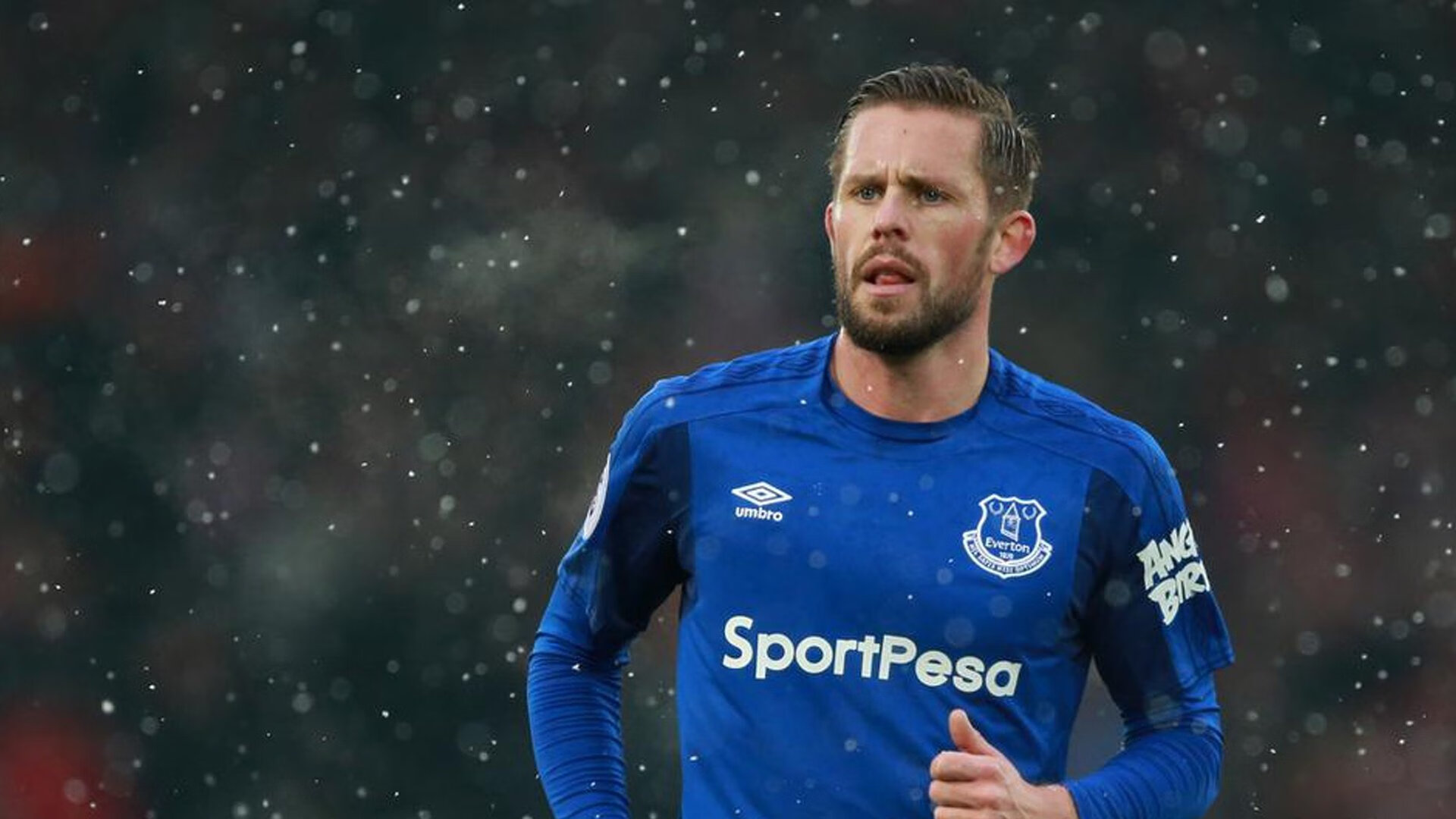 MILAN SPORTS中国站-乔纳·隆戈：全黑队的“恐怖边锋”，橄榄球场上的绝对主宰